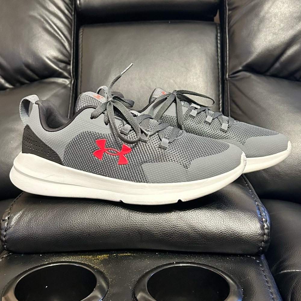 Under Armor training shoes.